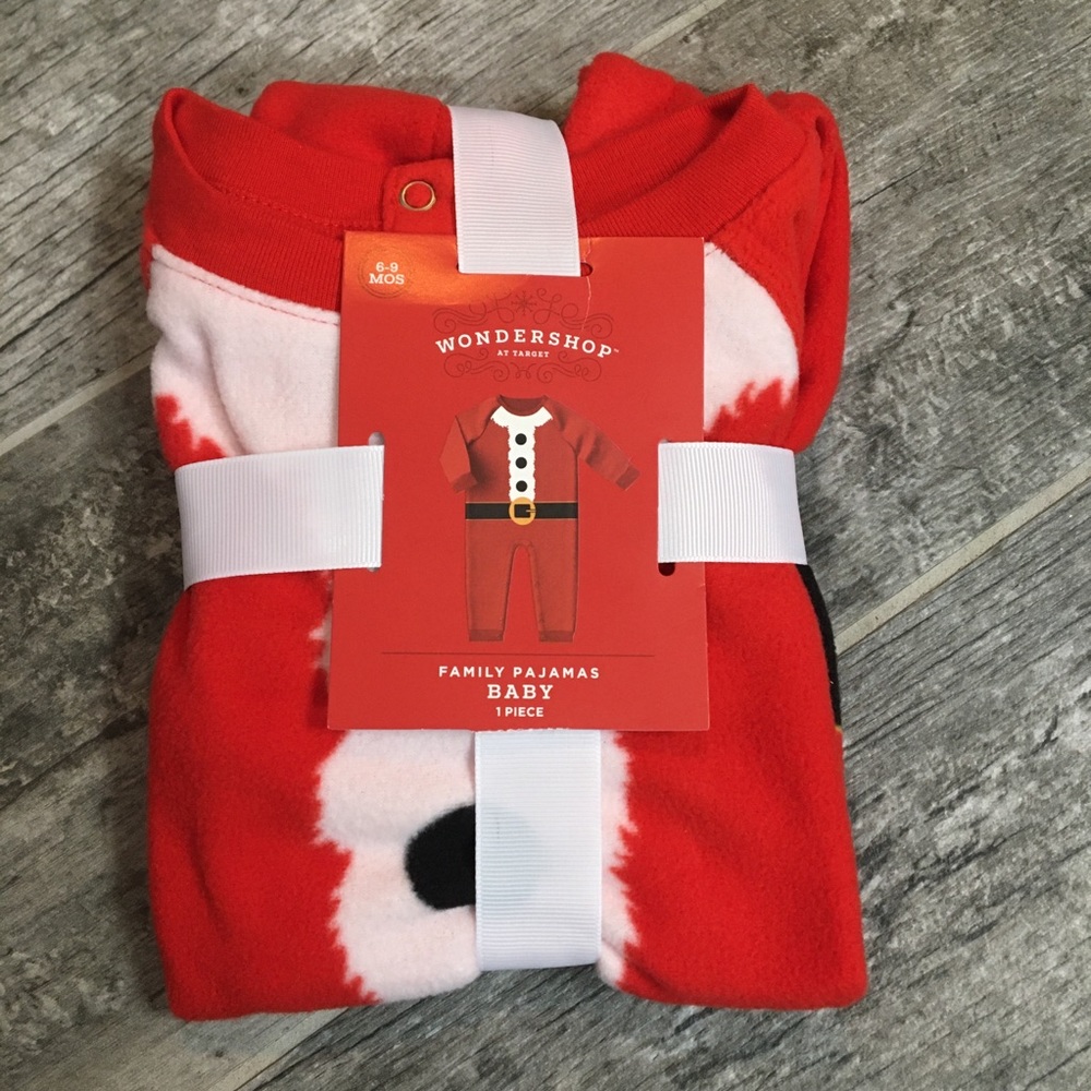 NWT Santa holiday fleece pajamas, 6 - 9 months